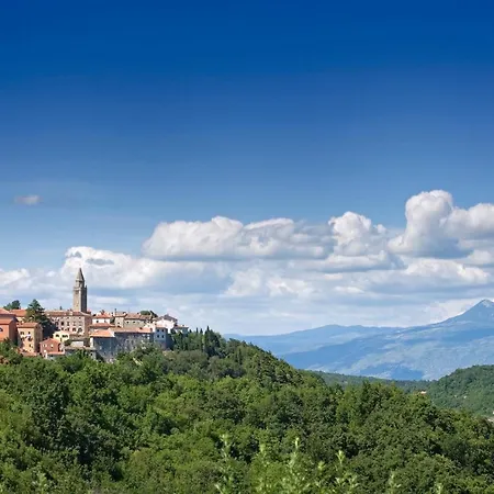 Roinizza In Prtlog Holiday home