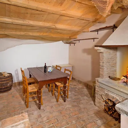 Roinizza In Prtlog Holiday home *